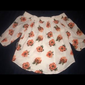 XL/Floral white top/Rue21